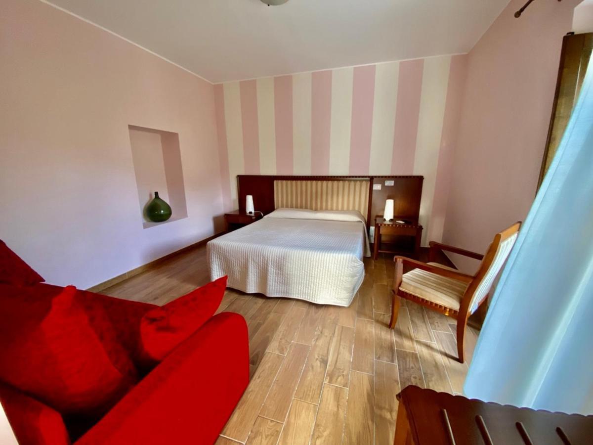 Hotel La Porta Delle Gole Motta Camastra Zewnętrze zdjęcie