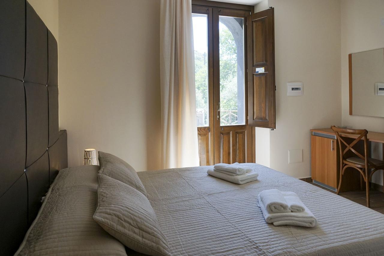 Hotel La Porta Delle Gole Motta Camastra Zewnętrze zdjęcie